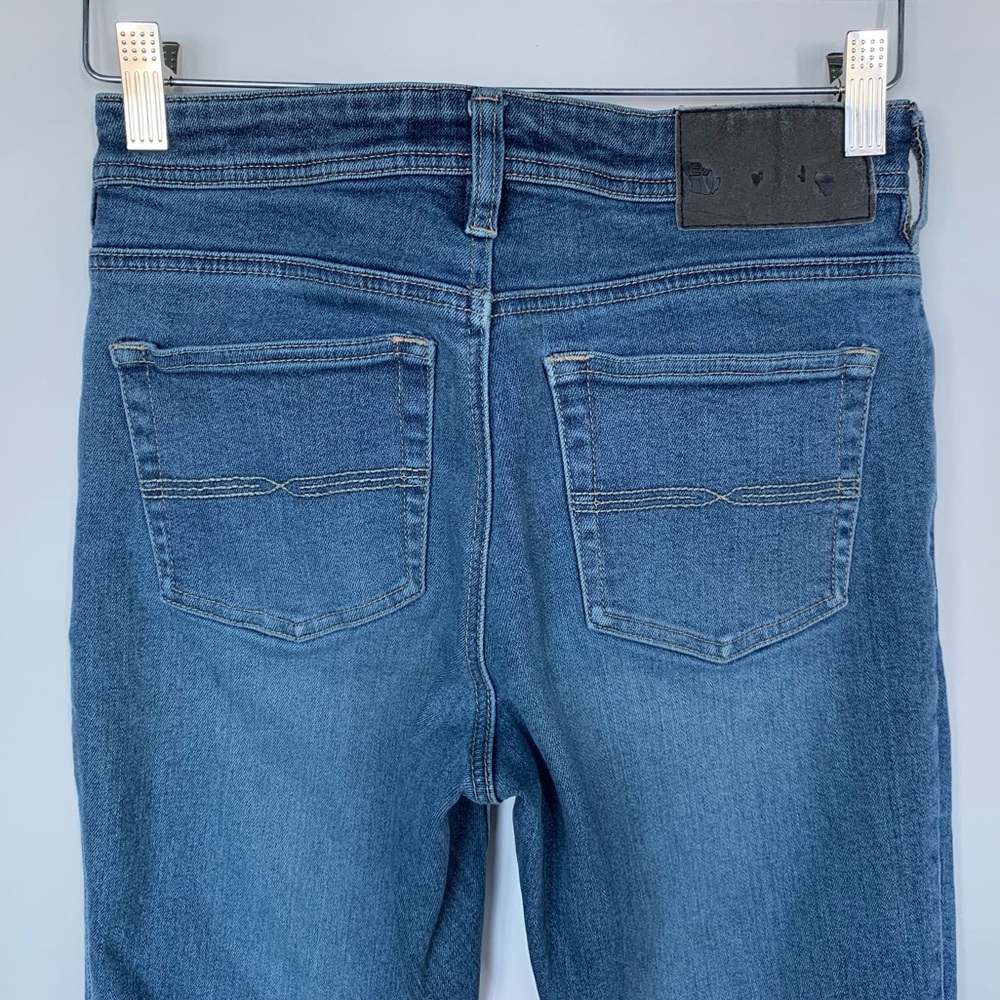 Express stretch fit and flare jeans sz 3/4